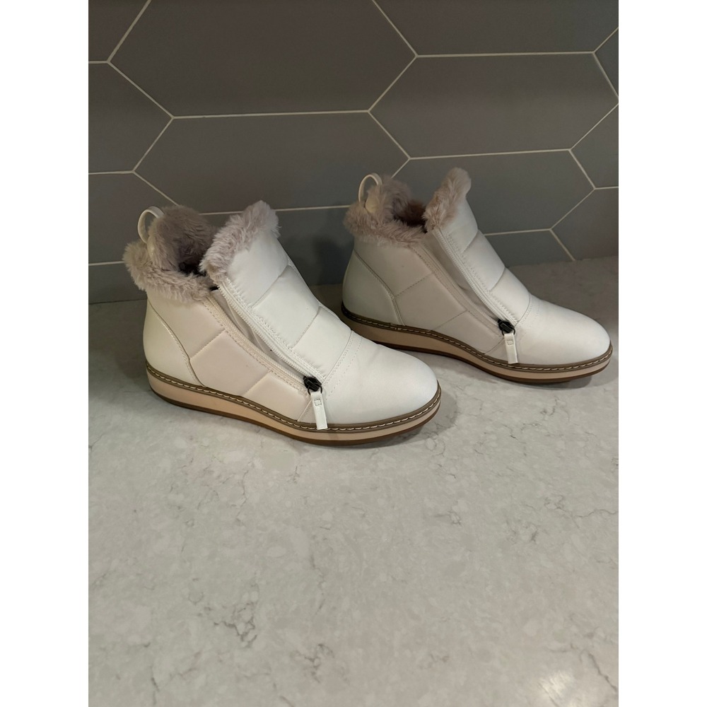 White Mountain Womens White Faux Fur Trim Dual Zip Puffer Ankle Boots Size 9.5